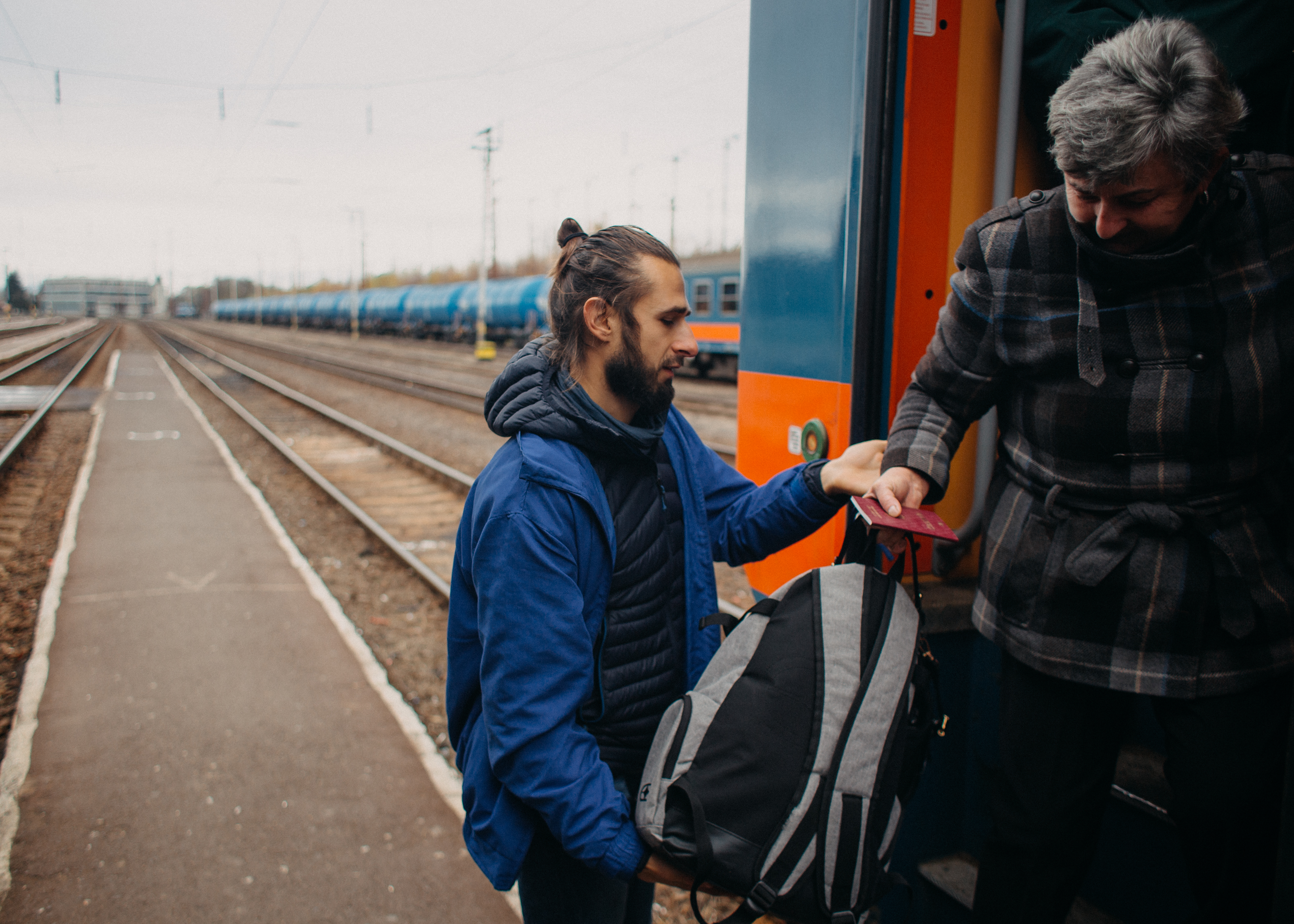 migrant travel